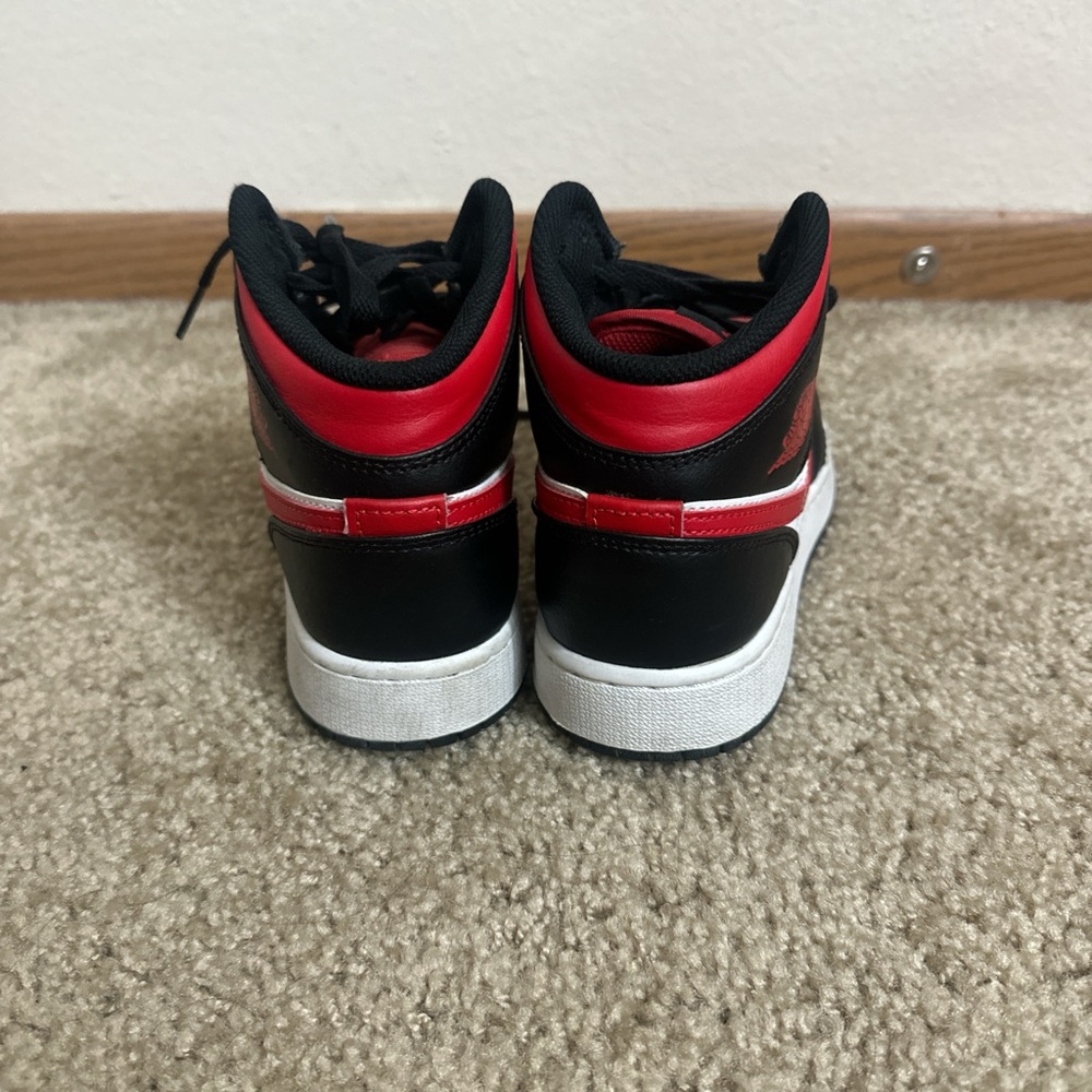 Jordan 1 Women's Red and Black Sneakers - Picture 3 of 6